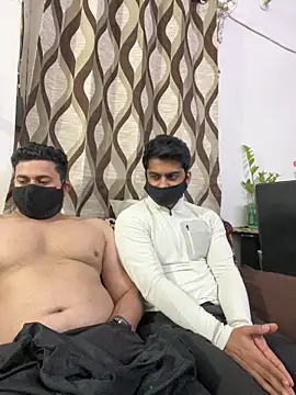 Snapshot of John_desihunk chatting on 15, 12, 2025 John desihunk online show from 15, 12, 2025