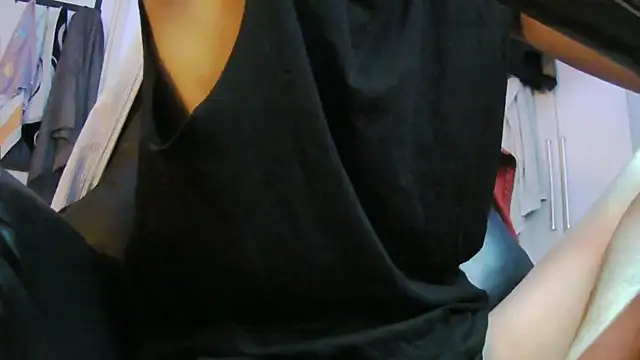 Ray175oo online show from 8, 4, 2026