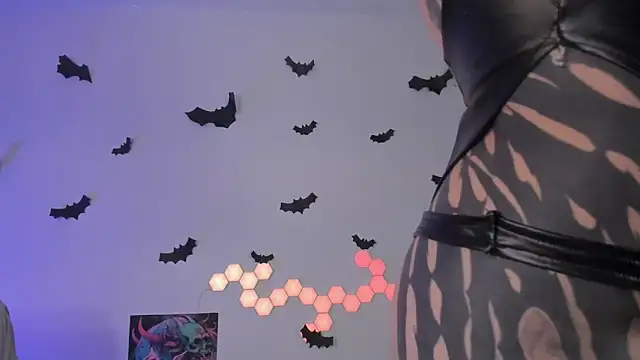 cyberzoe online show from 8, 10, 2025