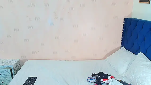 hotlatinateacher online show from 3, 3, 2025