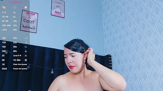 hotlatinateacher online show from 22, 9, 2025