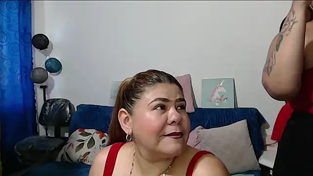 Snapshot of NATHYHOTT chatting on 15, 10, 2025 NATHYHOTT online show from 15, 10, 2025
