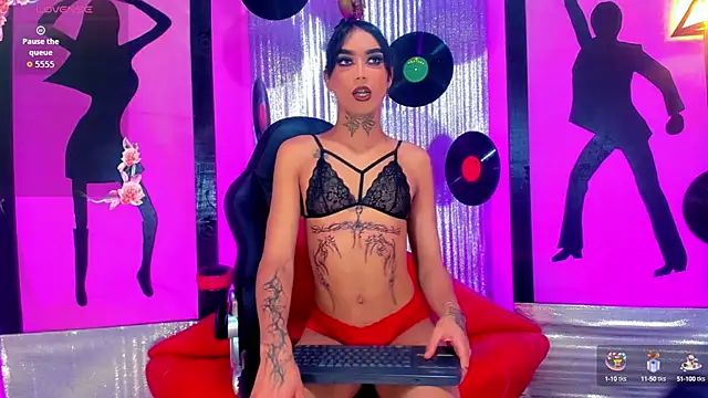 Snapshot of Angel21___ chatting on 10, 10, 2025 Angel21 online show from 10, 10, 2025