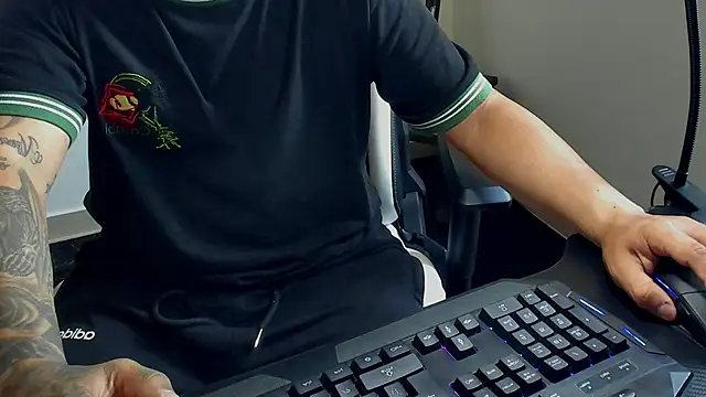 Snapshot of stebankechima chatting on 19, 10, 2025 stebankechima online show from 19, 10, 2025