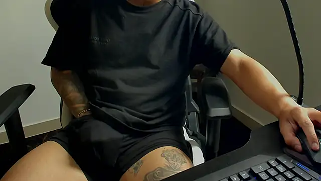 Snapshot of stebankechima chatting on 24, 10, 2025 stebankechima online show from 24, 10, 2025