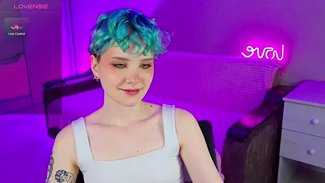 Snapshot of School_Love chatting on 2, 12, 2024 School Love online show from 2, 12, 2024