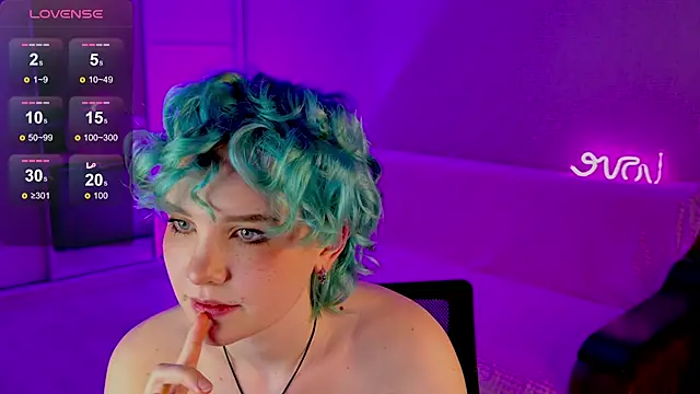 Snapshot of School_Love chatting on 19, 2, 2025 School Love online show from 19, 2, 2025