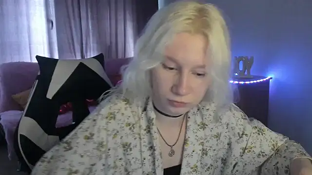 Snapshot of EnigmaSee chatting on 26, 6, 2026 EnigmaSee online show from 26, 6, 2026