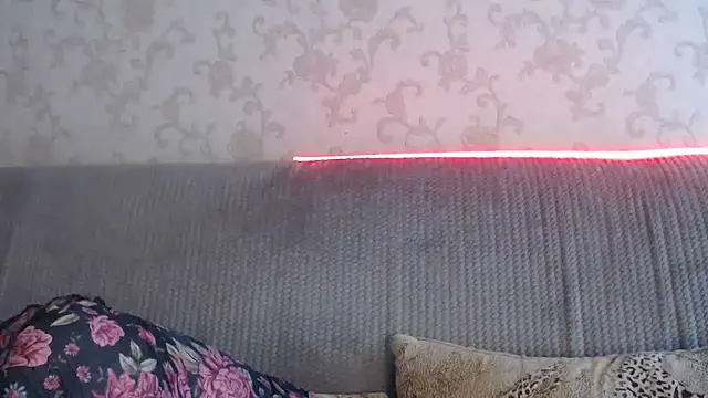 Snapshot of EnigmaSee chatting on 19, 7, 2026 EnigmaSee online show from 19, 7, 2026