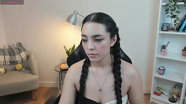  BellaEvans  online show from 25, 2, 2025