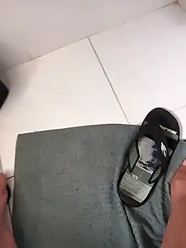 lobomisterioso13 online show from 28, 11, 2025