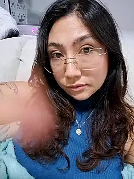 Snapshot of Mia_Ruiz chatting on 9, 11, 2025 Mia Ruiz online show from 9, 11, 2025