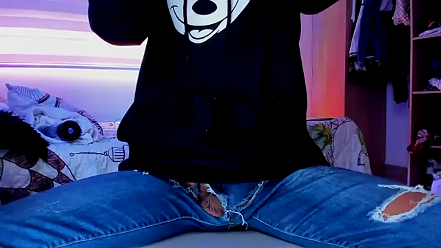 aldrinwhite online show from 27, 11, 2025