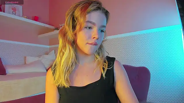 Snapshot of Anna_Robinson chatting on 25, 1, 2025 Anna Robinson online show from 25, 1, 2025