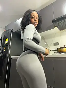 Snapshot of Melany_Williams chatting on 9, 10, 2025 Melany Williams online show from 9, 10, 2025