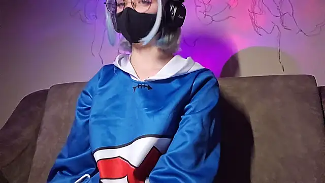 Snapshot of DanaWard chatting on 1, 11, 2025 DanaWard online show from 1, 11, 2025