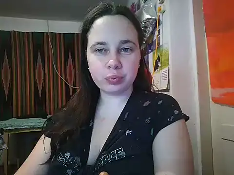 Snapshot of Cora_Maro chatting on 3, 2, 2025 Cora Maro online show from 3, 2, 2025