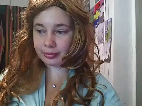 Snapshot of Cora_Maro chatting on 10, 9, 2025 Cora Maro online show from 10, 9, 2025