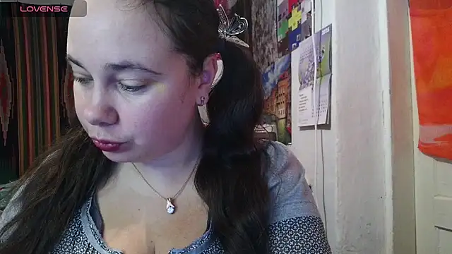 Snapshot of Cora_Maro chatting on 4, 10, 2025 Cora Maro online show from 4, 10, 2025