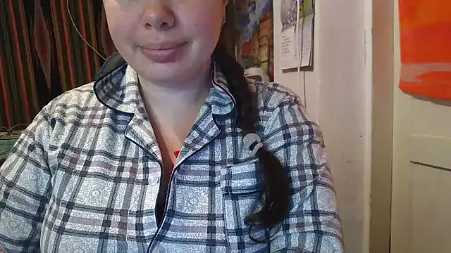 Snapshot of Cora_Maro chatting on 5, 10, 2025 Cora Maro online show from 5, 10, 2025