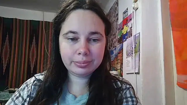 Snapshot of Cora_Maro chatting on 13, 10, 2025 Cora Maro online show from 13, 10, 2025