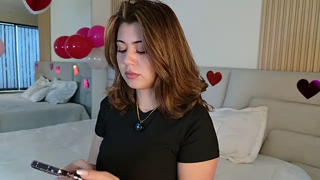 Zoe Benson online show from 11, 2, 2026