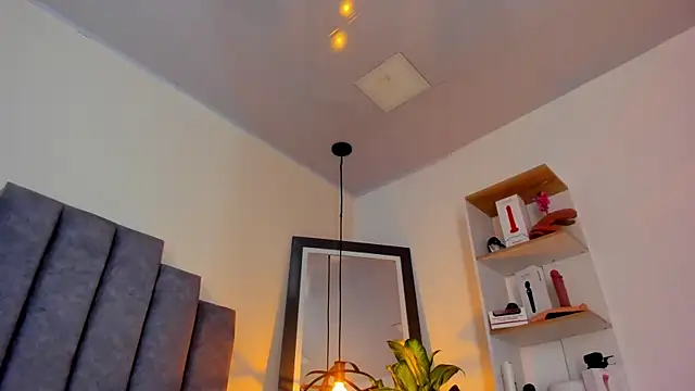 Snapshot of gabriela__gomez chatting on 30, 11, 2025 gabriela gomez online show from 30, 11, 2025