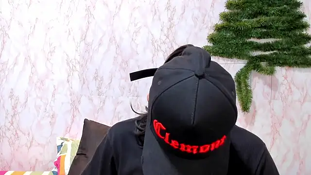 BarbieHotLaura online show from 9, 1, 2025