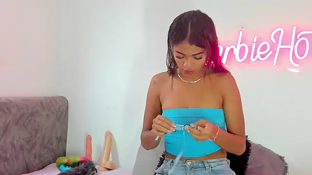 BarbieHotLaura online show from 11, 10, 2025