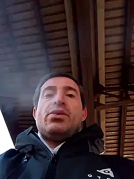 Snapshot of openlegsforyou chatting on 28, 11, 2025 openlegsforyou online show from 28, 11, 2025