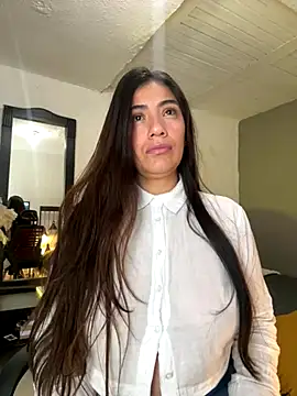 Snapshot of emmily_d chatting on 15, 10, 2025 emmily d online show from 15, 10, 2025