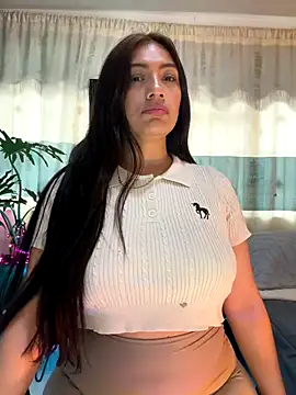 Snapshot of emmily_d chatting on 30, 11, 2025 emmily d online show from 30, 11, 2025