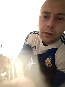 Snapshot of Marecki5231 chatting on 10, 12, 2024 Marecki5231 online show from 10, 12, 2024