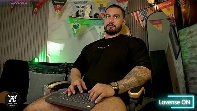 Snapshot of jaxon_colton chatting on 3, 7, 2026 jaxon colton online show from 3, 7, 2026