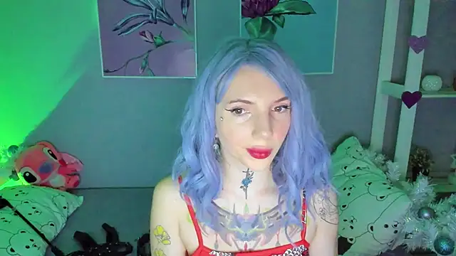 Snapshot of AnneTenet chatting on 21, 12, 2024 AnneTenet online show from 21, 12, 2024