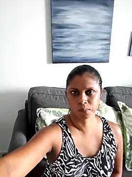 Snapshot of Sensual_indian7 chatting on 5, 3, 2025 Sensual indian7 online show from 5, 3, 2025