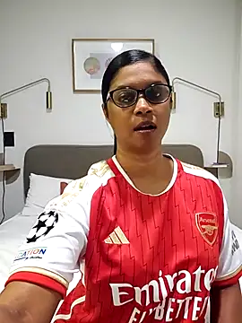 Snapshot of Sensual_indian7 chatting on 8, 1, 2026 Sensual indian7 online show from 8, 1, 2026