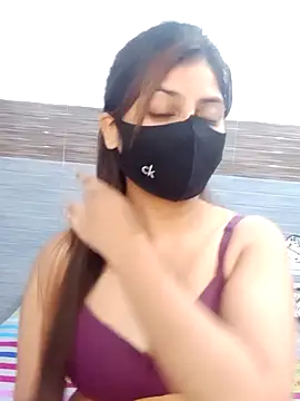 Snapshot of Hoty-Shivangi chatting on 6, 12, 2024 Hoty-Shivangi online show from 6, 12, 2024