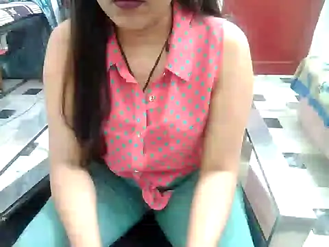 Snapshot of aarushi_sharmaa chatting on 1, 2, 2025 aarushi sharmaa online show from 1, 2, 2025