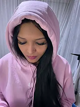 MOMMYJEVAA online show from 4, 7, 2026