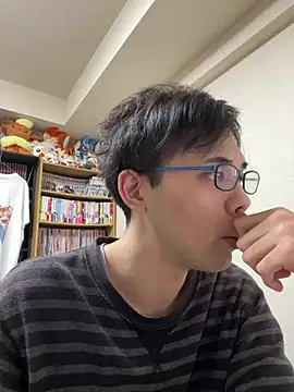 ryusei18570 online show from 8, 12, 2024