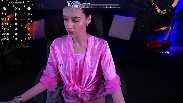 Snow WhiteeeX online show from 9, 3, 2025