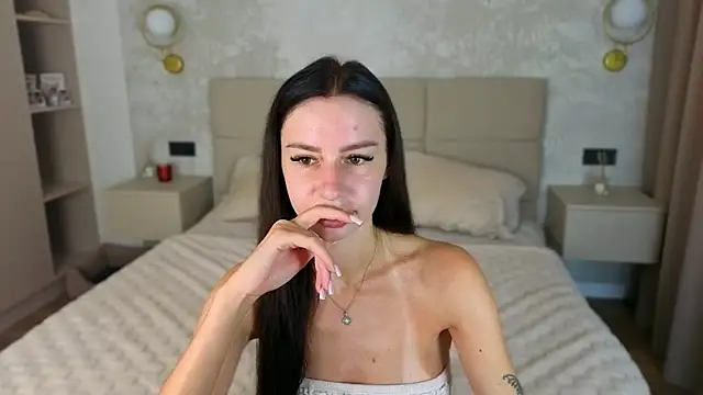 Snapshot of Snow_WhiteeeX chatting on 15, 7, 2026 Snow WhiteeeX online show from 15, 7, 2026