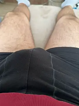 Snapshot of reelciii21 chatting on 5, 2, 2026 reelciii21 online show from 5, 2, 2026