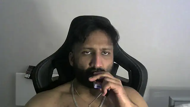 Snapshot of shadthebiguy chatting on 11, 3, 2025 shadthebiguy online show from 11, 3, 2025