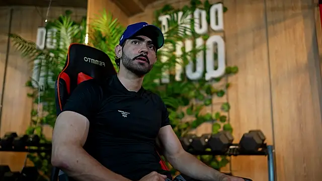 Snapshot of Austin_bolt chatting on 11, 12, 2024 Austin bolt online show from 11, 12, 2024