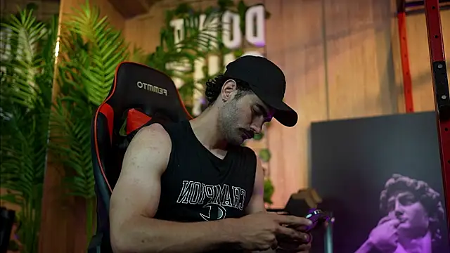 Snapshot of Austin_bolt chatting on 12, 12, 2024 Austin bolt online show from 12, 12, 2024