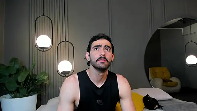 Snapshot of Austin_bolt chatting on 17, 12, 2024 Austin bolt online show from 17, 12, 2024