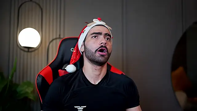 Snapshot of Austin_bolt chatting on 18, 12, 2024 Austin bolt online show from 18, 12, 2024