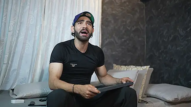 Snapshot of Austin_bolt chatting on 24, 12, 2024 Austin bolt online show from 24, 12, 2024